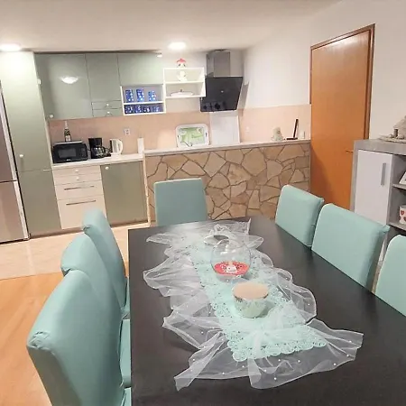 Apartman Beautiful Alisa - Center Of The Old Town *