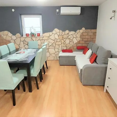 Apartman Beautiful Alisa - Center Of The Old Town *