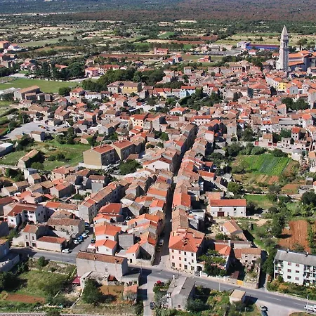 Apartment Beautiful Alisa - Center Of The Old Town Vodnjan